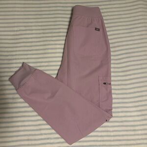 FIGS High Waisted Zamora Jogger Scrub Pant in Lavender Haze
